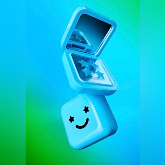 Starface Blue Stars with Compact of Acne Patches - Picture 2 of 12